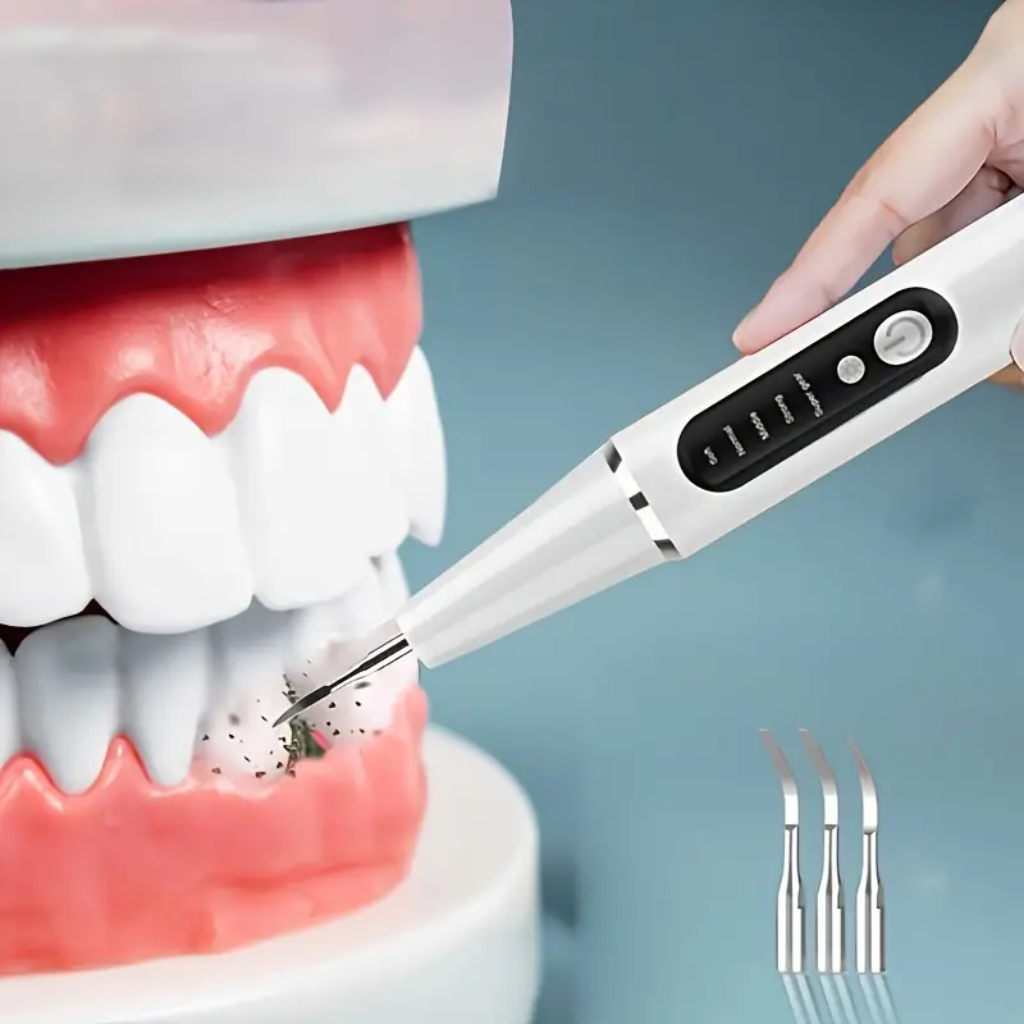 AquaDent™ – Détartreur Dentaire Électrique Rechargeable à 4 Embouts