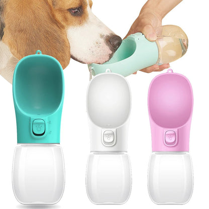 Bouteille d'eau portable pour chien avec distributeur intégré
