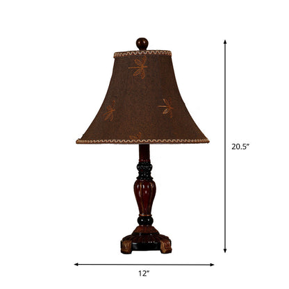 Lampe élégante avec abat-jour en tissu forme cloche rouille