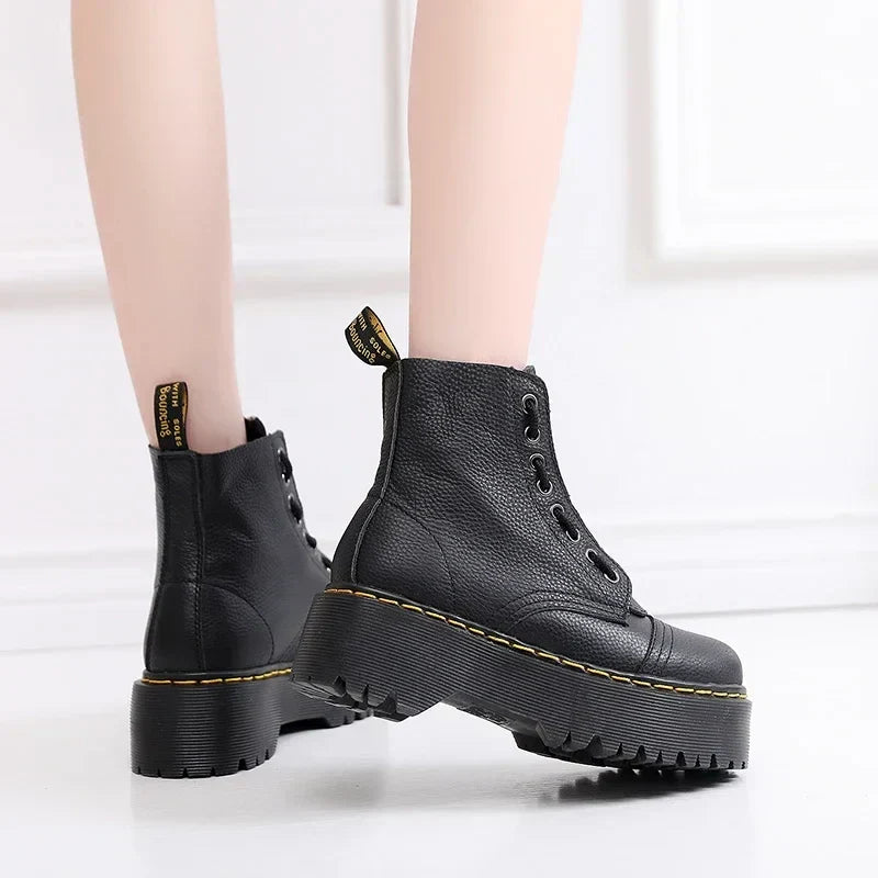 Bottes à plateforme élégantes en cuir véritable