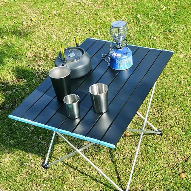 Table de Camping Compacte et Résistante
