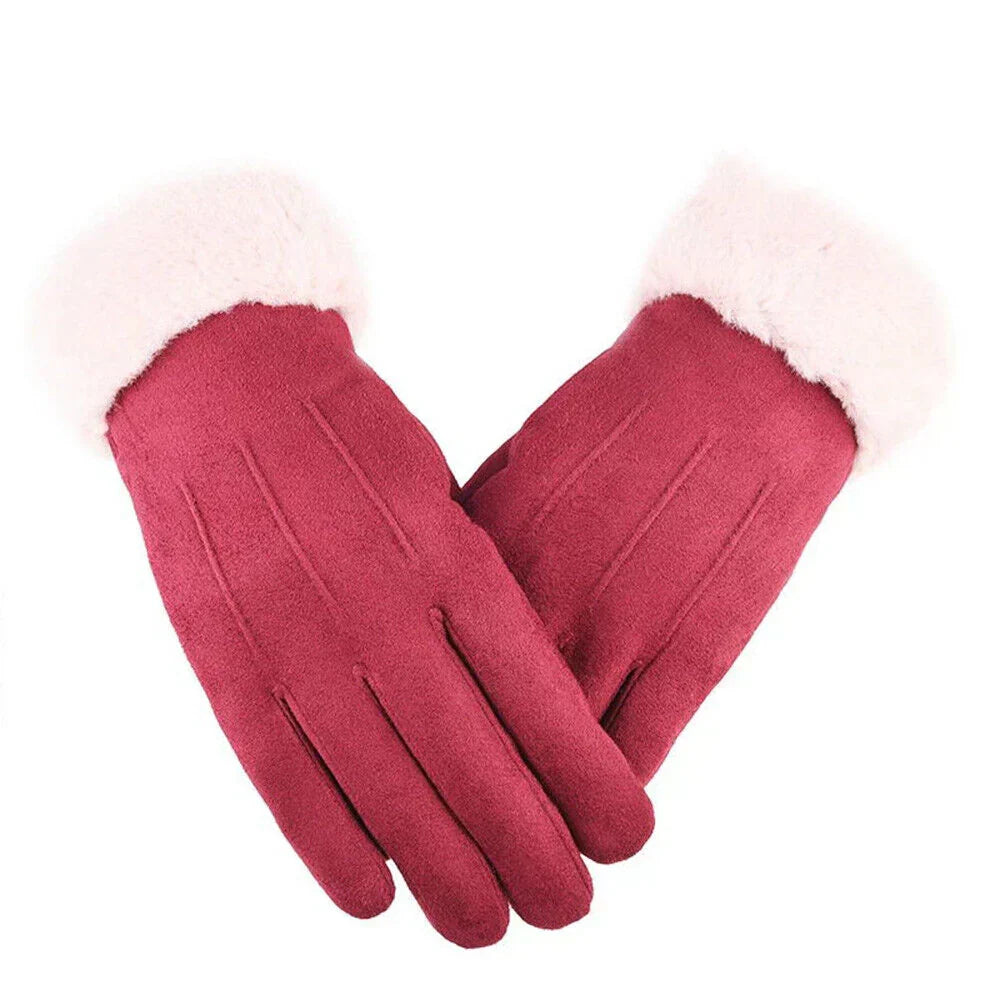 Gants en daim tendance au design moderne